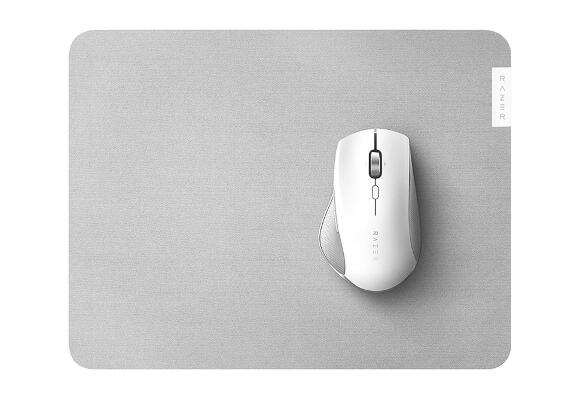 Коврик Razer Pro Glide (360x275) Коврик Razer Pro Glide (360x275)