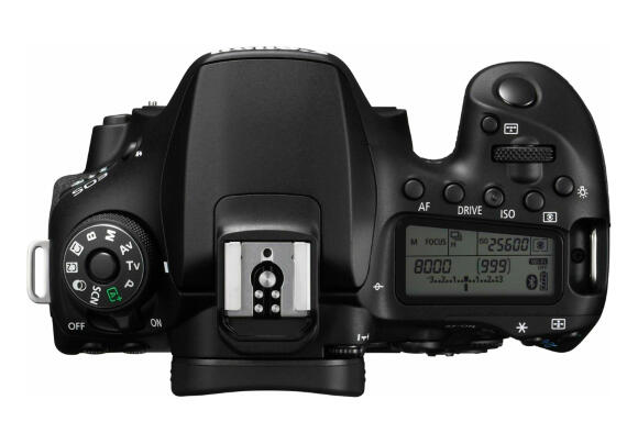 Фотокамера Canon EOS 90D Kit 18-135mm Фотокамера Canon EOS 90D Kit 18-135mm