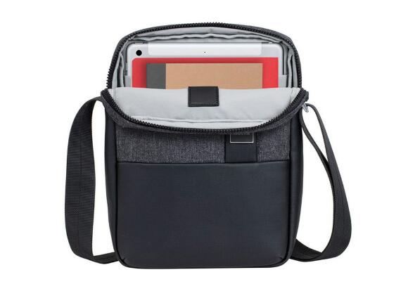 Сумка RivaCase 8811 Сумка RivaCase 8811